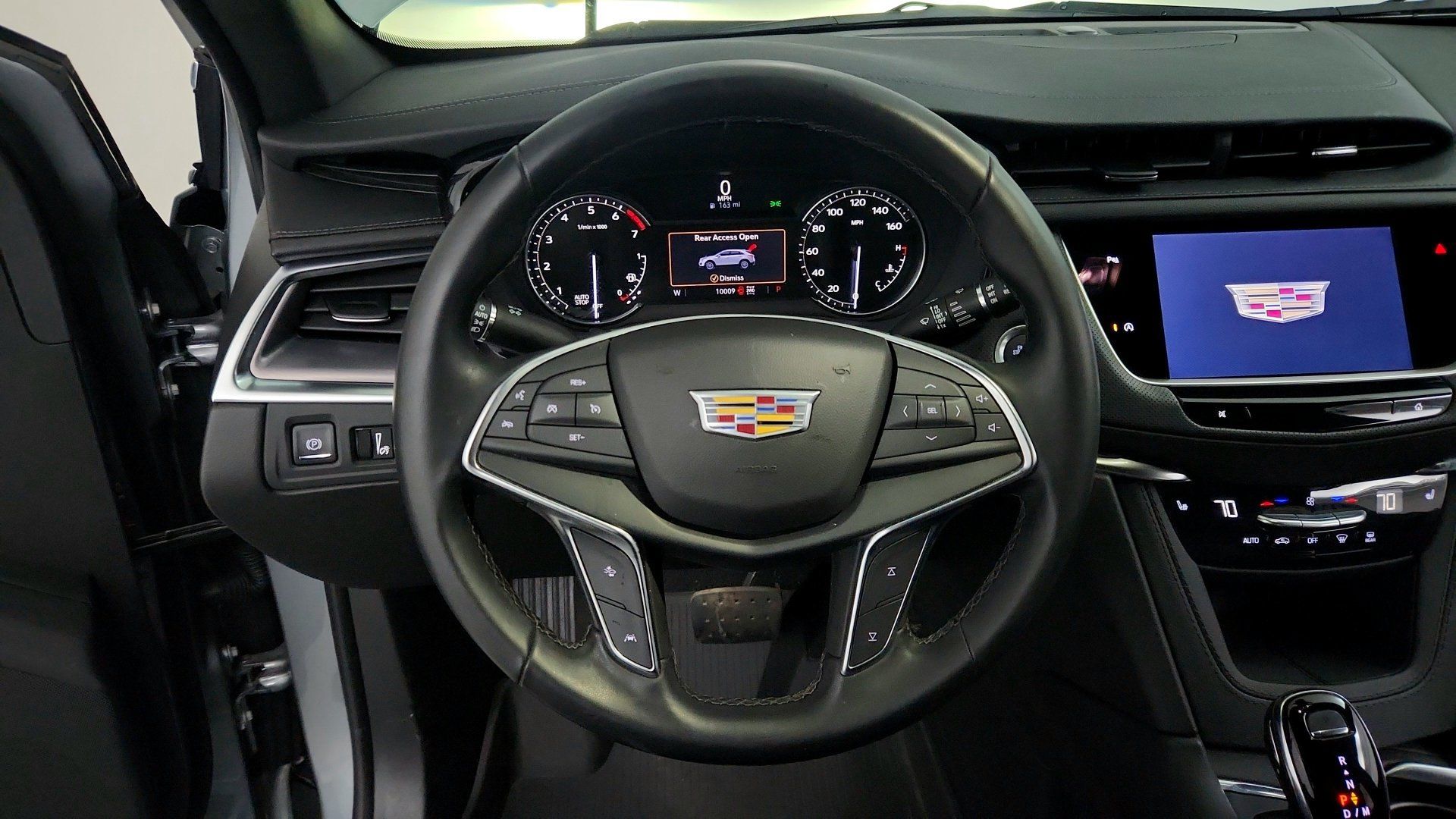 Certified 2024 Cadillac XT5 Luxury w/ LPO, Floor Liner Package AWD/4WD image 19