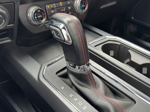 Used 2019 Ford F150 Lariat w/ Equipment Group 502A Luxury AWD/4WD image 25