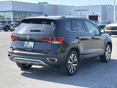 Used 2022 Volkswagen Taos SE AWD/4WD image 25