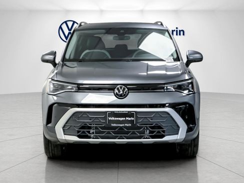 New 2026 Volkswagen Taos SE image 8