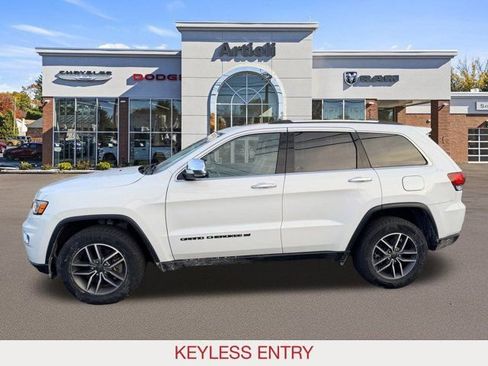 Certified 2022 Jeep Grand Cherokee Limited image 5