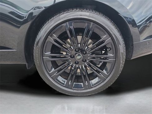 Used 2024 Land Rover Range Rover SE image 13