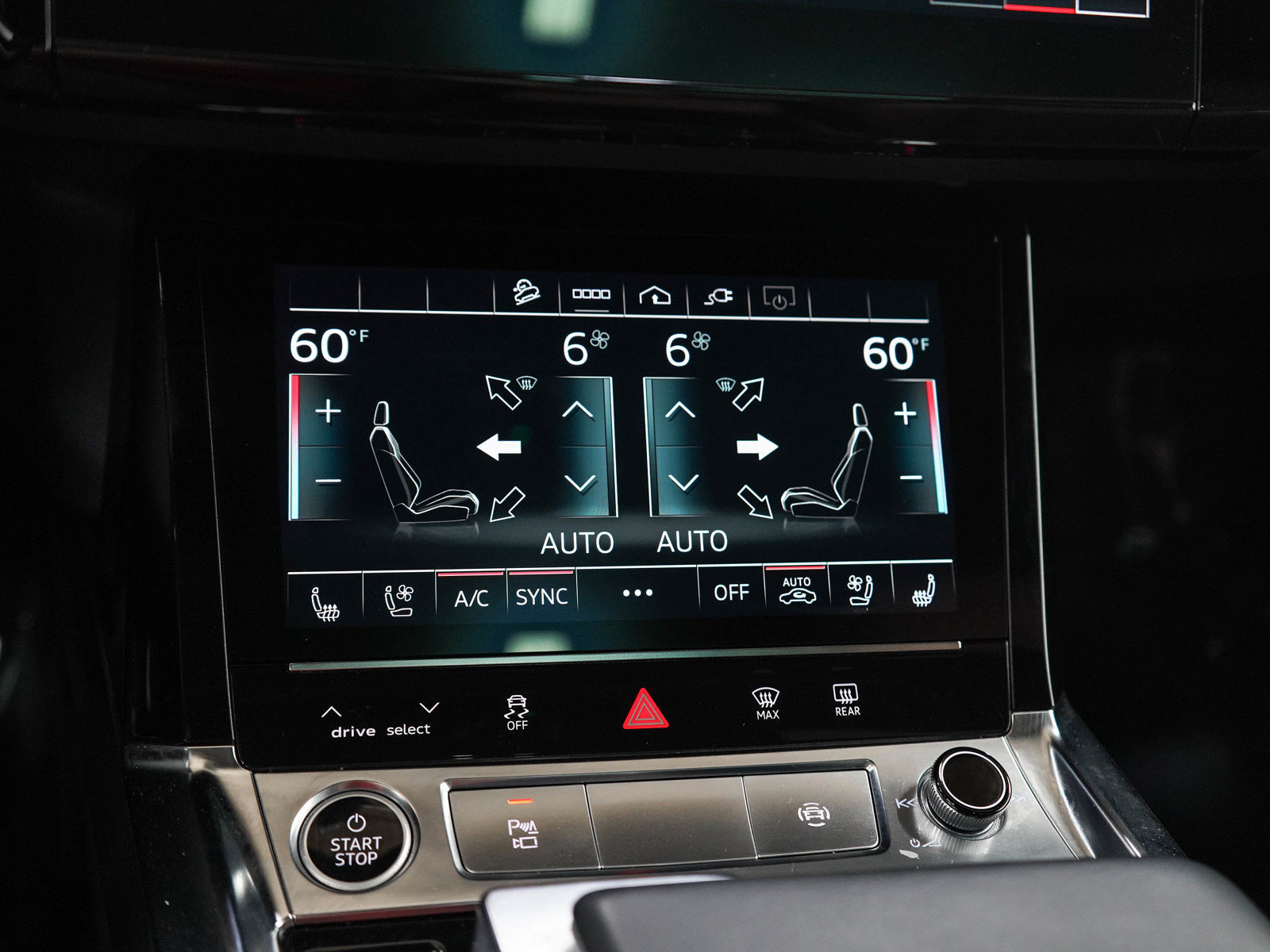 Used 2024 Audi Q8 e-tron Premium Plus AWD/4WD image 23