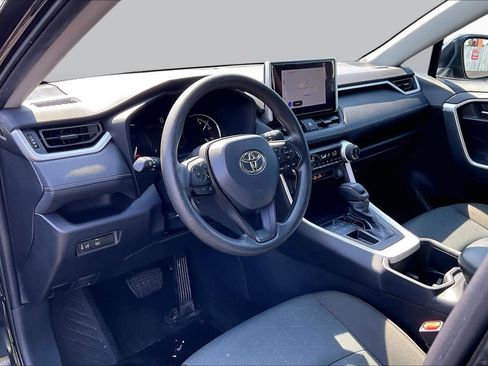 Used 2024 Toyota RAV4 XLE FWD image 18