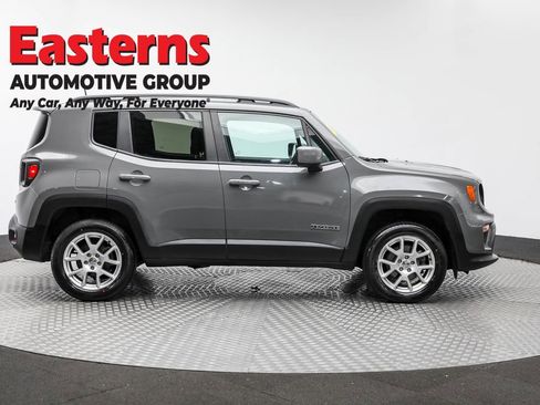 Used 2021 Jeep Renegade Latitude image 6