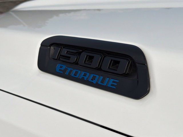 Used 2025 RAM 1500 Tradesman w/ Night Edition AWD/4WD image 14