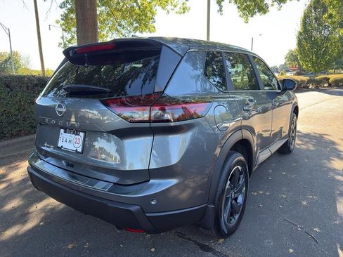 New 2026 Nissan Rogue SV image 6