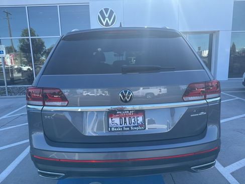 Used 2023 Volkswagen Atlas SEL AWD/4WD image 6