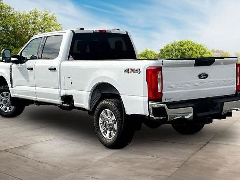 Certified 2023 Ford F350 XLT AWD/4WD image 9