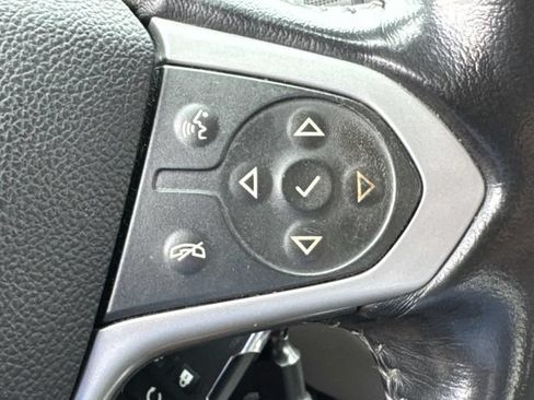 Used 2016 Chevrolet Colorado LT w/ LT Convenience Package RWD image 27