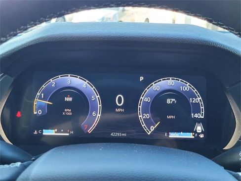 Certified 2024 Jeep Grand Cherokee L Laredo image 8