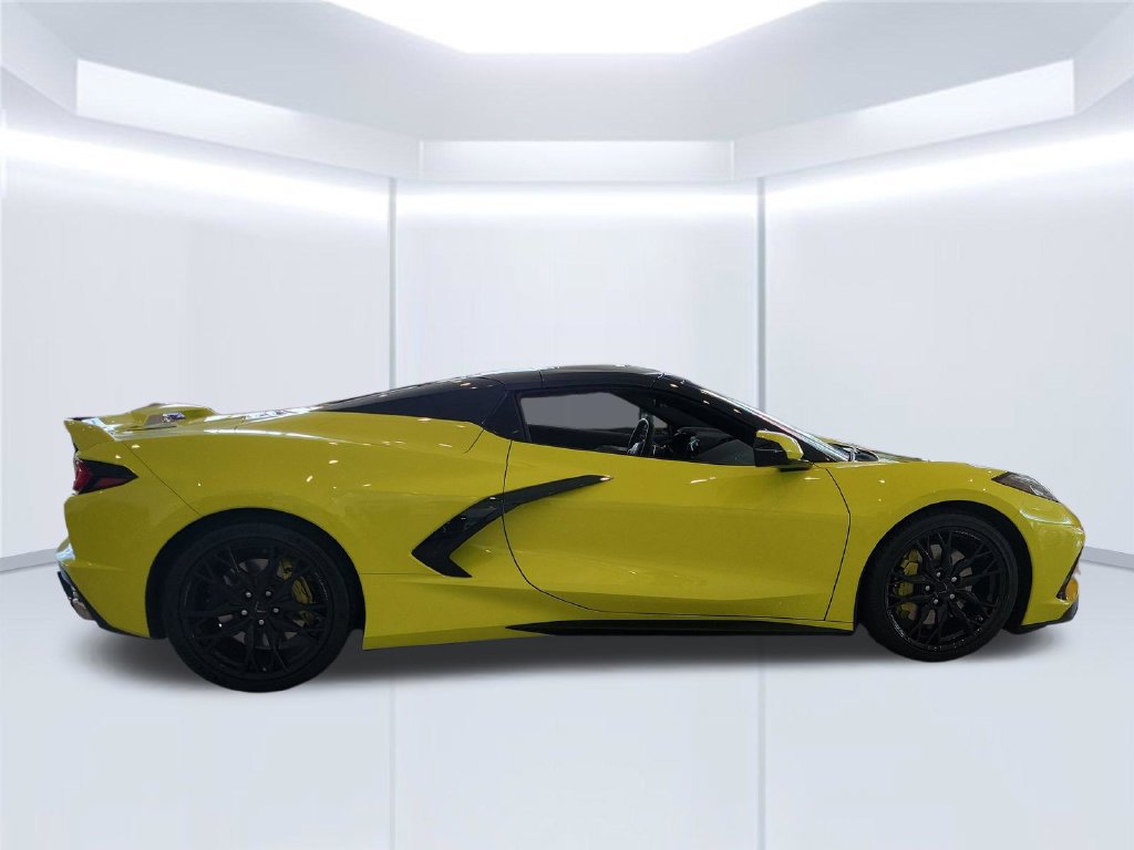 Used 2024 Chevrolet Corvette Stingray Preferred Conv w/ Z51 Performance Package RWD image 12