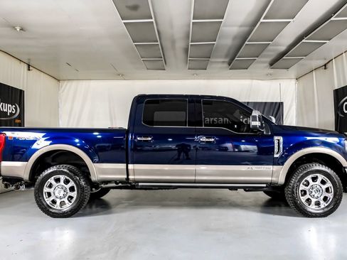 Used 2022 Ford F250 King Ranch w/ King Ranch Ultimate Package AWD/4WD image 5