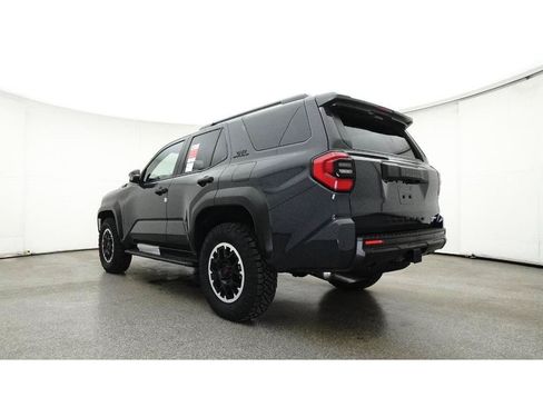 Used 2025 Toyota 4Runner TRD Off-Road AWD/4WD image 21