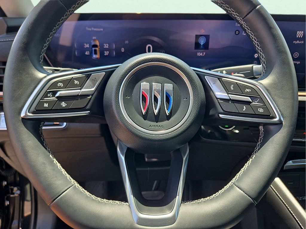 Used 2025 Buick Envision Sport Touring AWD/4WD image 20