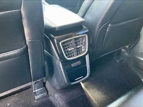 Used 2021 Lincoln Nautilus Reserve FWD image 32