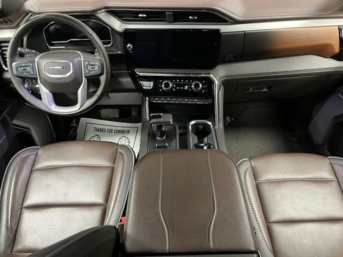Used 2025 GMC Sierra 1500 Denali w/ Denali Reserve Package AWD/4WD image 25