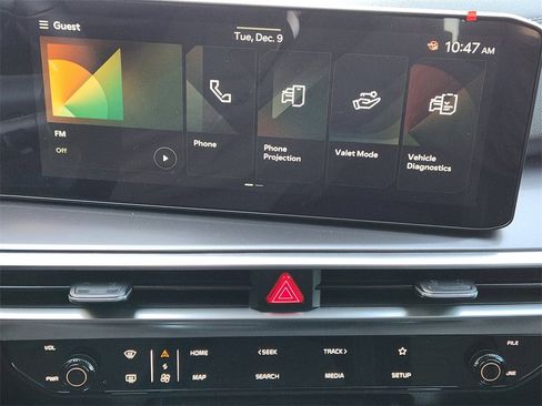 New 2026 Kia Sorento LX image 13