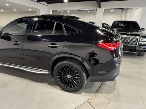 Used 2024 Mercedes-Benz GLC 300 4MATIC w/ AMG Line image 17