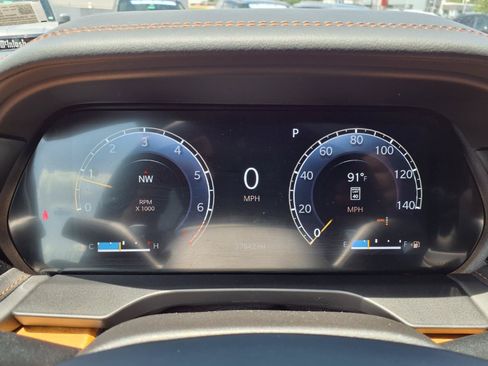 Used 2023 Jeep Grand Cherokee L Summit AWD/4WD image 14