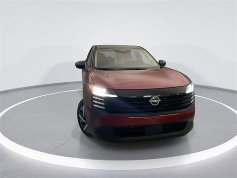 Used 2025 Nissan Kicks SV image 7