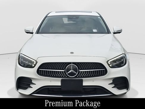 Certified 2021 Mercedes-Benz E 350 4MATIC Sedan image 2