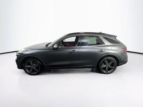 Used 2022 Genesis GV70 3.5T Sport w/ Sport Prestige Package AWD/4WD image 8
