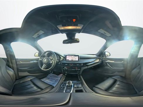 Used 2018 BMW X6 M image 36