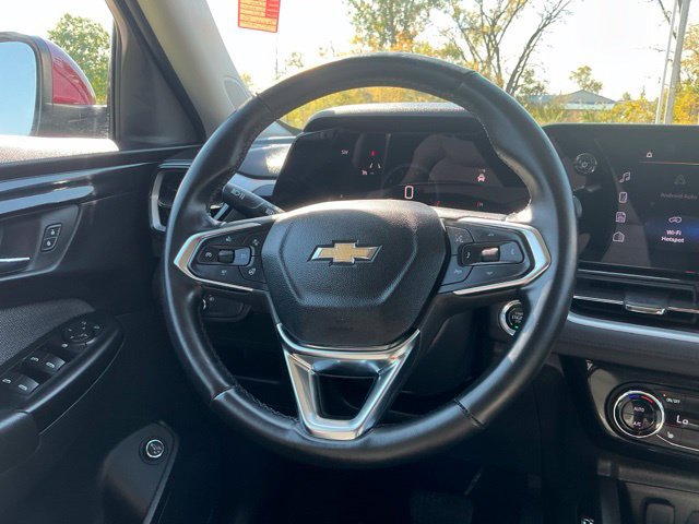 Used 2024 Chevrolet TrailBlazer LT w/ Convenience Package FWD image 22