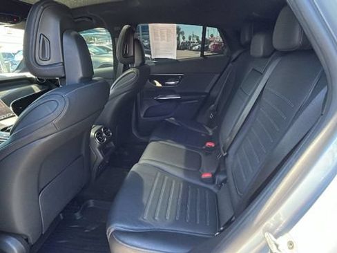Used 2024 Mercedes-Benz GLC 300 4MATIC image 15