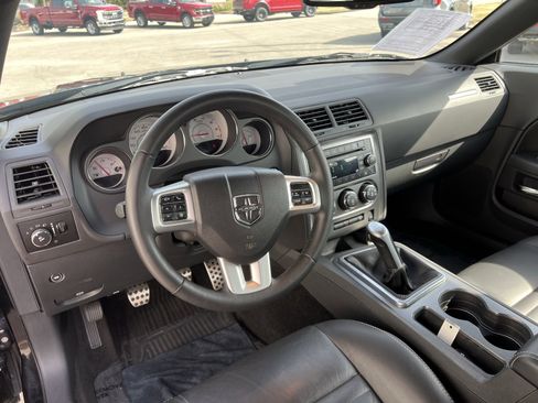 Used 2012 Dodge Challenger R/T Plus image 17