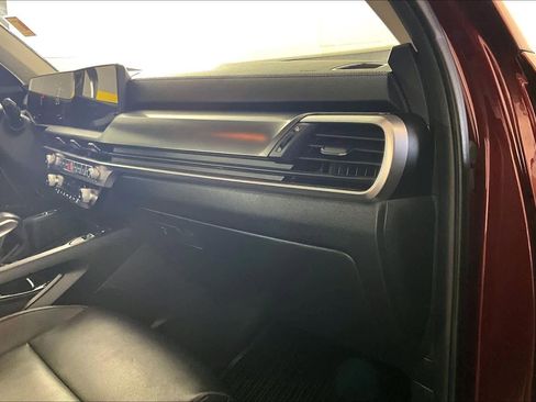 Used 2024 Kia Telluride S FWD image 16