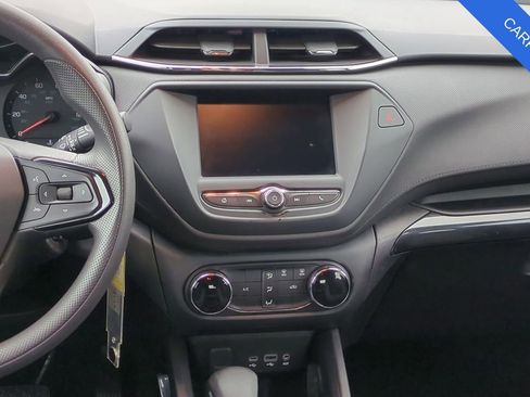 Used 2021 Chevrolet TrailBlazer LS image 28