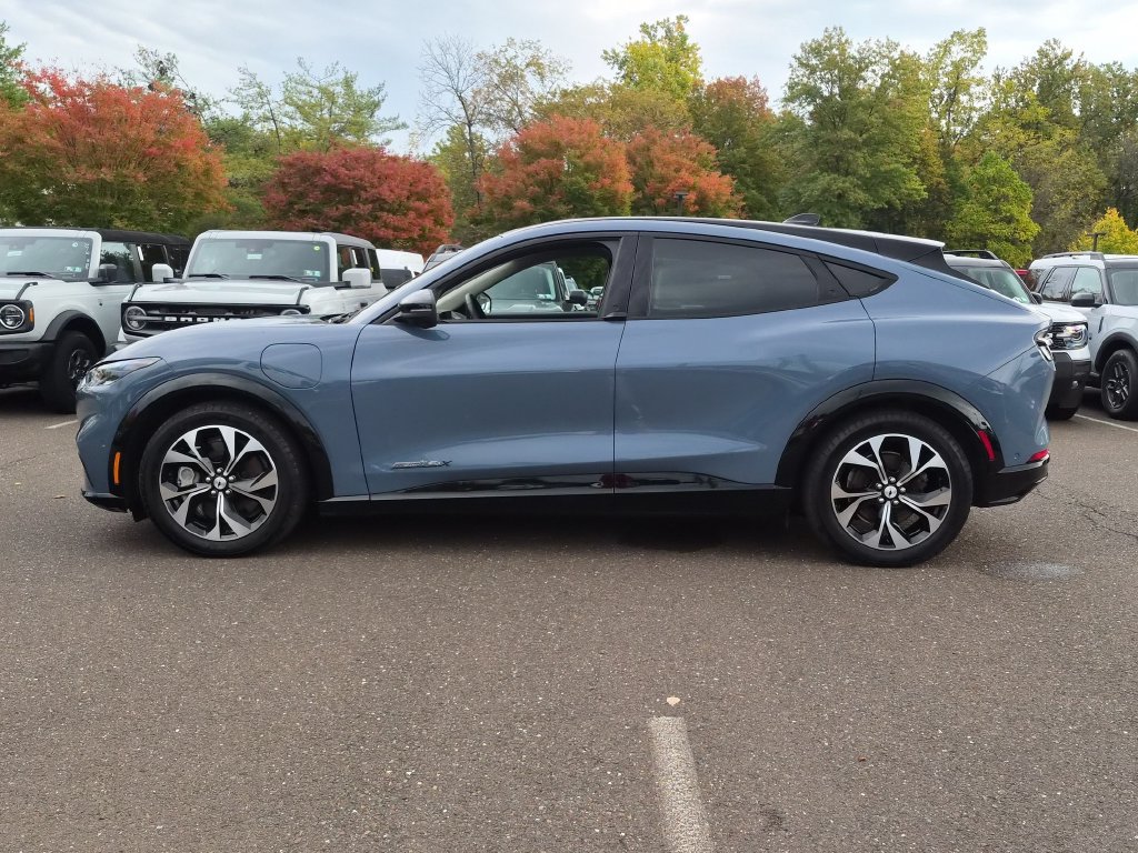 Certified 2023 Ford Mustang Mach-E Premium AWD/4WD image 7