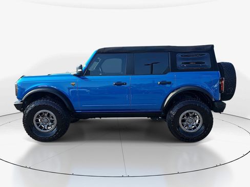 Used 2023 Ford Bronco Badlands AWD/4WD image 7