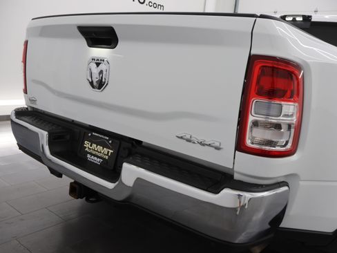 Used 2024 RAM 3500 Tradesman w/ Chrome Appearance Group AWD/4WD image 28