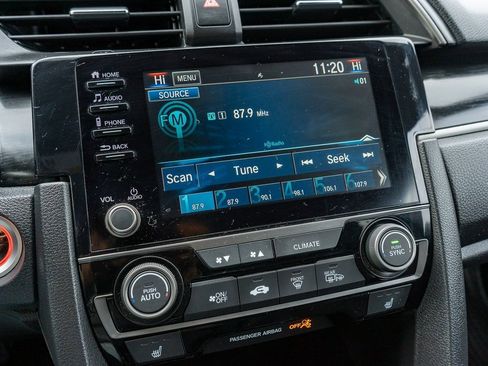 Certified 2021 Honda Civic EX image 29