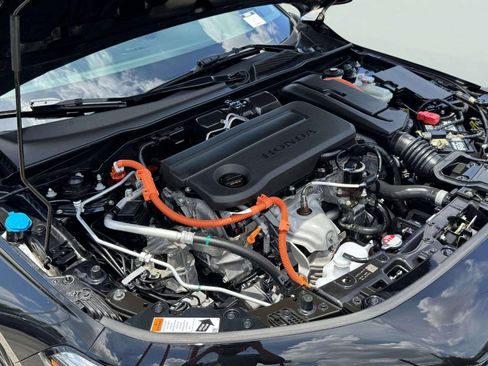 Used 2025 Honda Civic Sport image 78