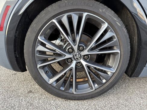 Used 2024 Toyota Prius Limited image 10