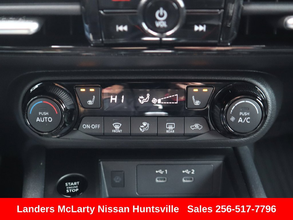 Used 2026 Nissan Kicks SV w/ SV Premium Package FWD image 23