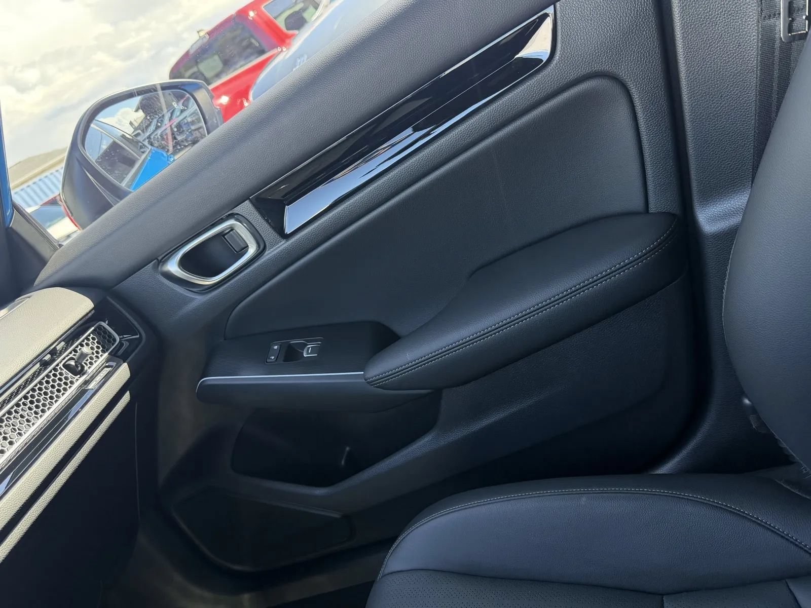 Used 2025 Honda Civic Sport Touring image 38