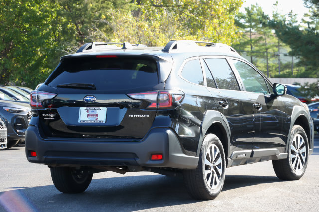 Certified 2025 Subaru Outback Premium w/ Popular Package #1A AWD/4WD image 3