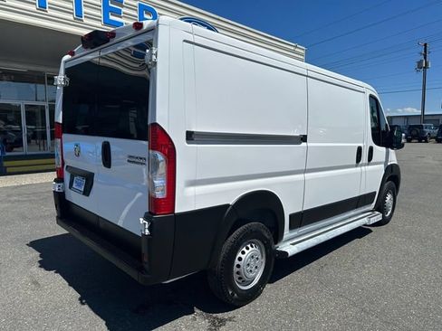 Used 2025 RAM ProMaster 2500 w/ U-Haul Equipment Group FWD image 2