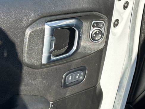 Certified 2023 Jeep Wrangler Unlimited Sahara image 29