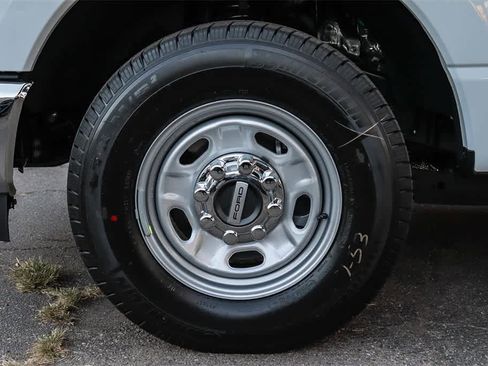 New 2026 Ford F250 XL w/ XL Chrome Package image 11