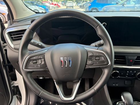 Used 2025 Buick Encore GX Preferred FWD image 27