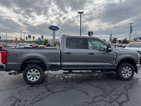 Used 2024 Ford F250 XLT image 4
