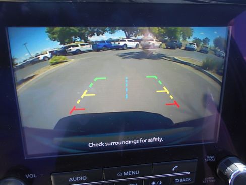 Used 2024 Nissan Frontier S w/ Technology Package RWD image 9
