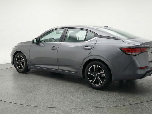 Used 2025 Nissan Sentra SV image 6