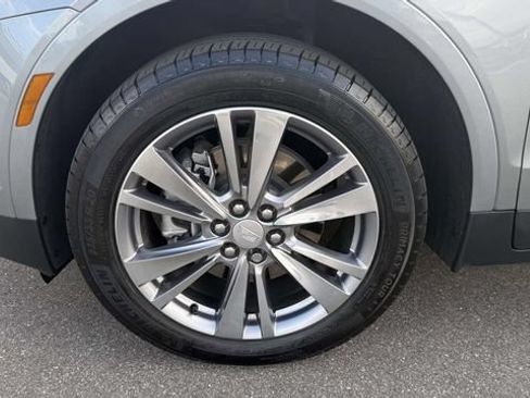 Certified 2024 Cadillac XT5 Premium Luxury FWD image 11